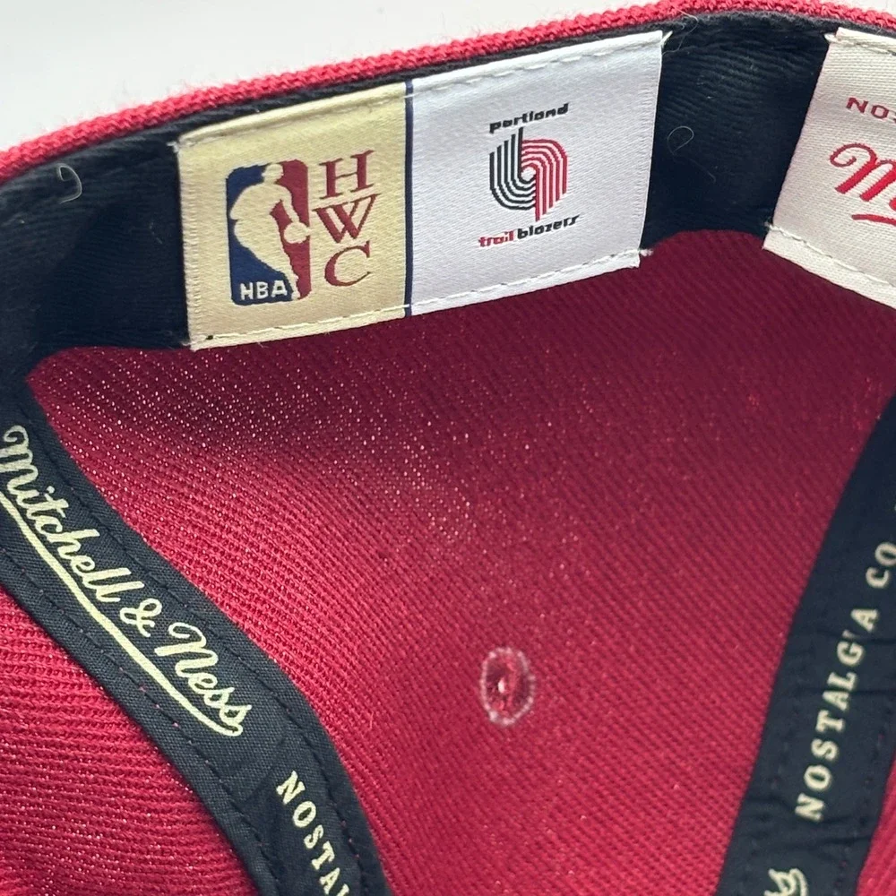Mitchell & Ness Hat Mens 7 3/4 Cardinal Portland Trail Blazers NBA Fitted Cap